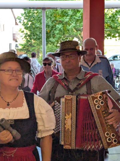 Personen mit Musik